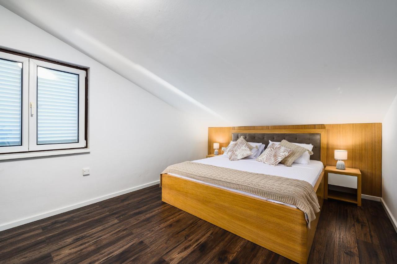 Sunset Suite Premium Porec Esterno foto